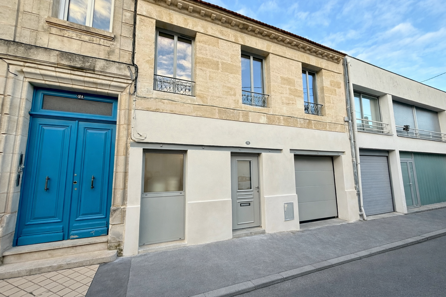 AISON 4 CHAMBRES - 155M² - GARAGE - PISCINE - Barrière du Médoc - LE BOUSCAT